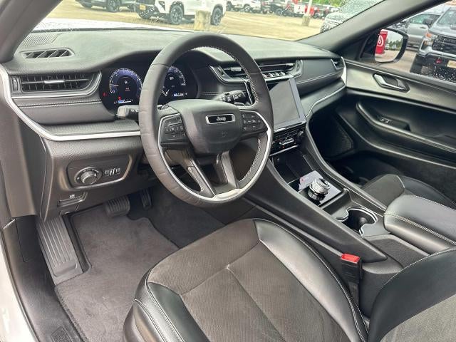 2024 Jeep Grand Cherokee L Altitude 4x2 RWD