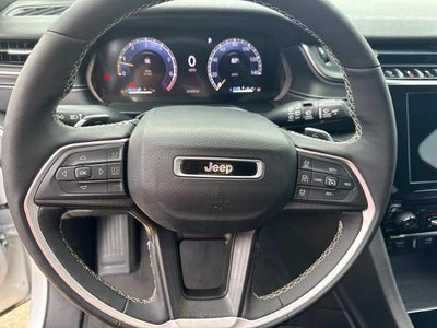2024 Jeep Grand Cherokee L Altitude 4x2 RWD