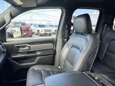 2022 RAM 1500 Big Horn 4x2 Quad Cab 6'4" Box RWD