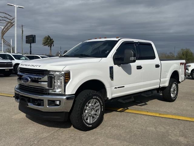 2019 Ford Super Duty F-250 SRW XLT 4WD Crew Cab 6.75' Box