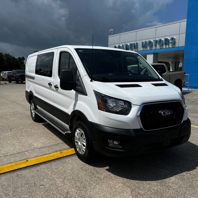 2025 Ford Transit Base