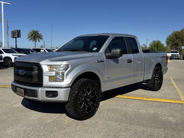2016 Ford F-150 2WD SuperCab 145 XL RWD