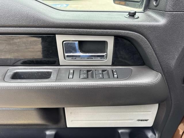 2011 Ford F-150 2WD SuperCrew 145" Platinum RWD