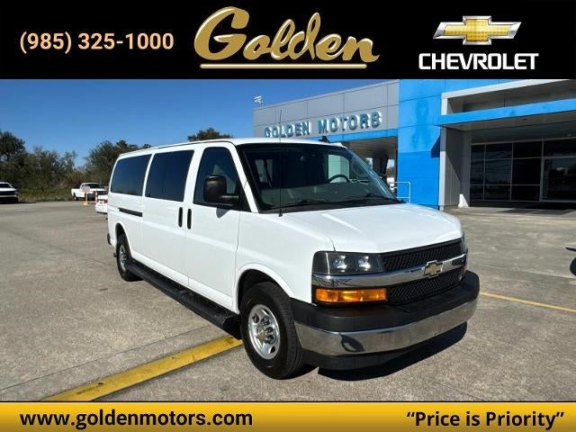 2020 Chevrolet Express Passenger 3500 1LT