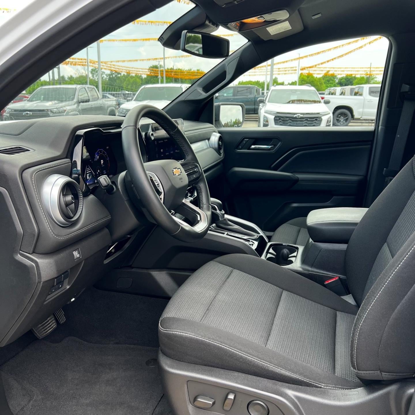 2025 Chevrolet Colorado 2WD LT
