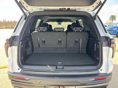 2026 Chevrolet Traverse FWD LT