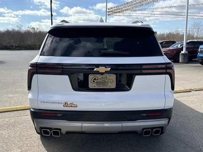 2026 Chevrolet Traverse FWD LT