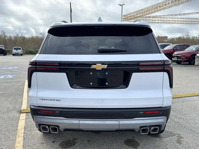 2026 Chevrolet Traverse FWD LT