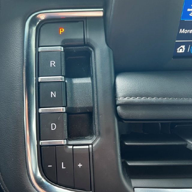 2024 Chevrolet Suburban LS
