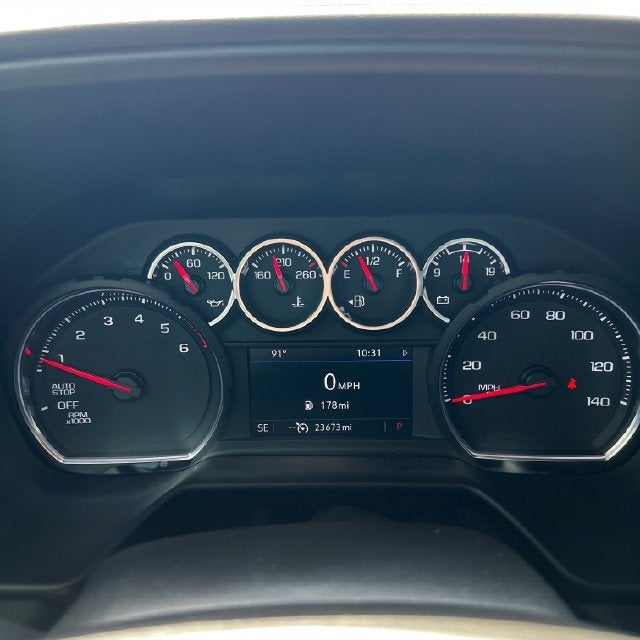 2024 Chevrolet Suburban LS