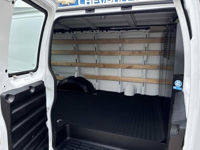 2024 GMC Savana Cargo 2500 Base