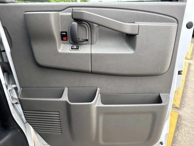 2024 GMC Savana Cargo 2500 Base