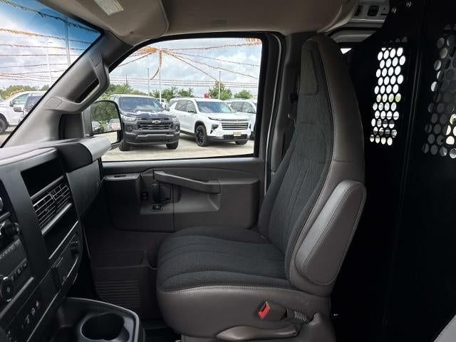 2024 GMC Savana Cargo 2500 Base