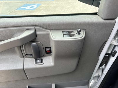 2024 GMC Savana Cargo 2500 Base