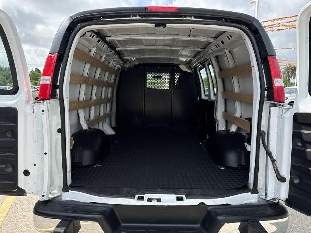2024 GMC Savana Cargo 2500 Base