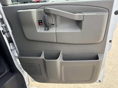 2024 GMC Savana Cargo 2500 Base