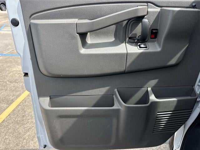 2024 GMC Savana Cargo 2500 Base