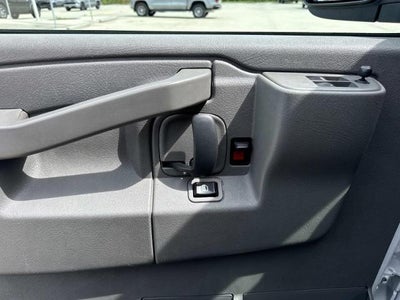2024 GMC Savana Cargo 2500 Base