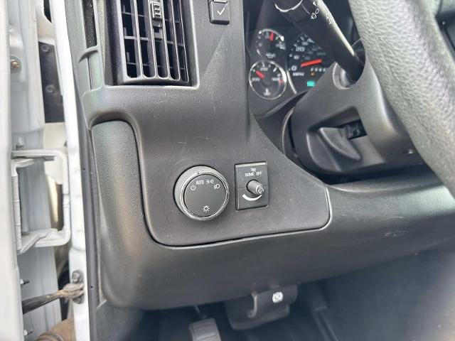 2024 GMC Savana Cargo 2500 Base