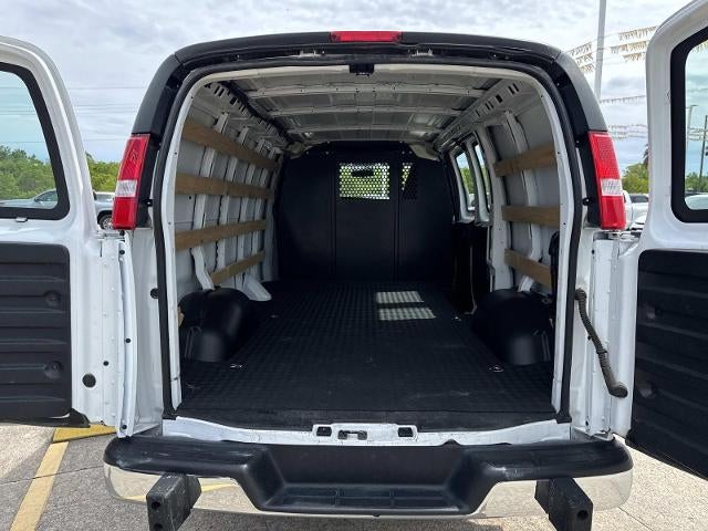 2024 GMC Savana Cargo 2500 Base