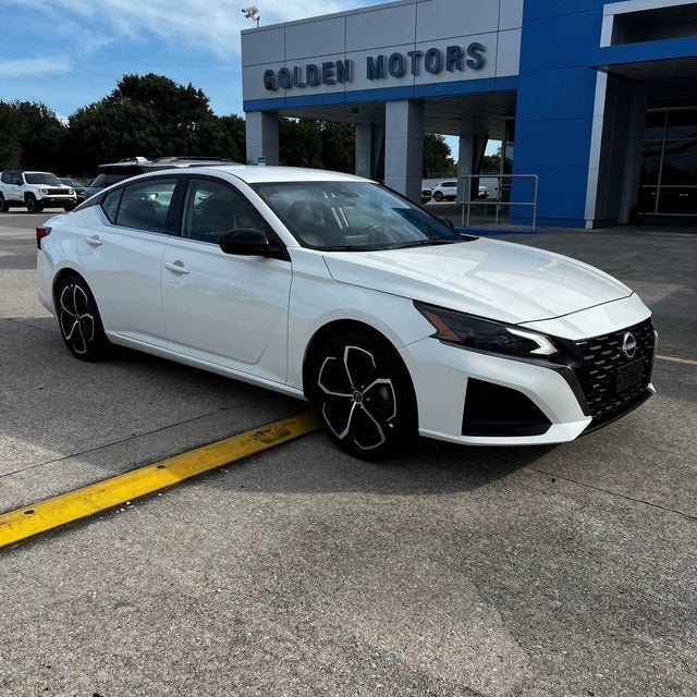 2024 Nissan Altima 2.5 SR