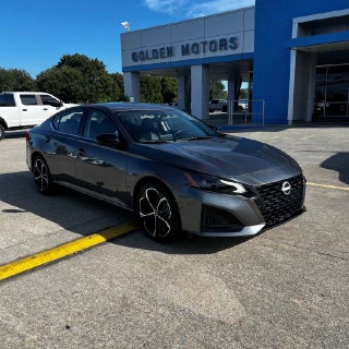 2025 Nissan Altima SR