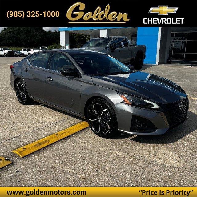 2025 Nissan Altima SR