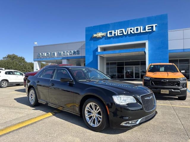 2019 Chrysler 300 Touring RWD