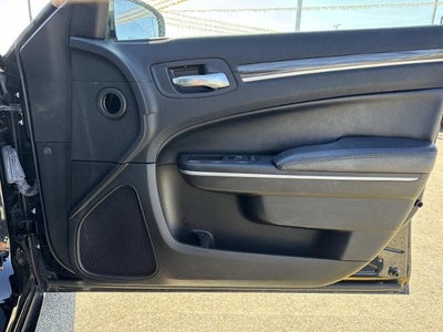 2019 Chrysler 300 Touring RWD