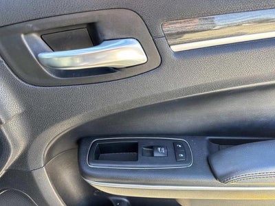 2019 Chrysler 300 Touring RWD