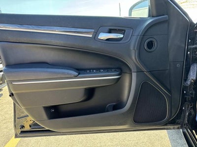 2019 Chrysler 300 Touring RWD