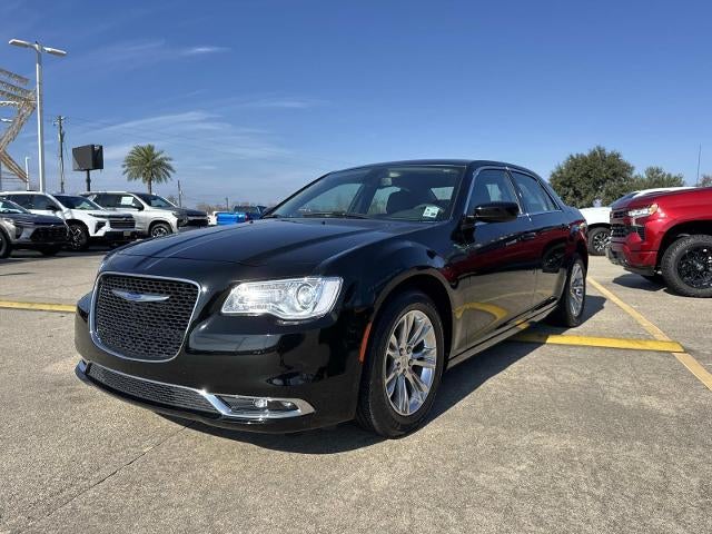 2019 Chrysler 300 Touring RWD