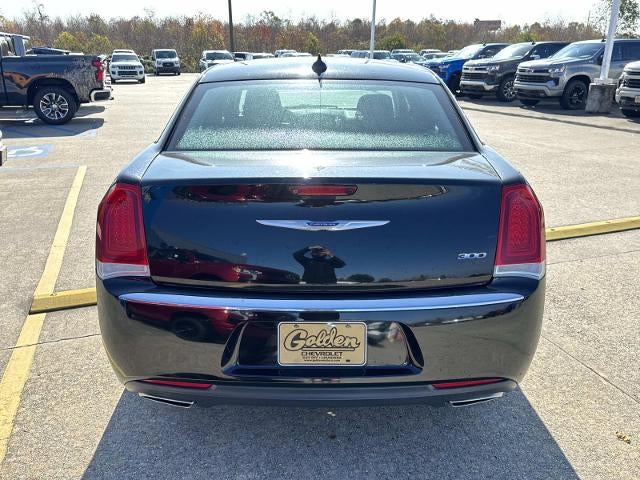 2019 Chrysler 300 Touring RWD