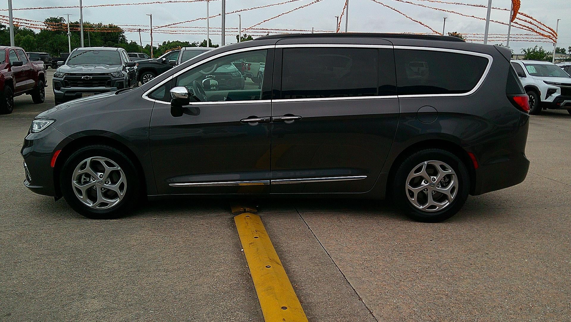 2023 Chrysler Pacifica Limited