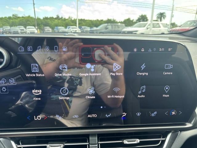 2025 Chevrolet Equinox EV LT1 w/PCY