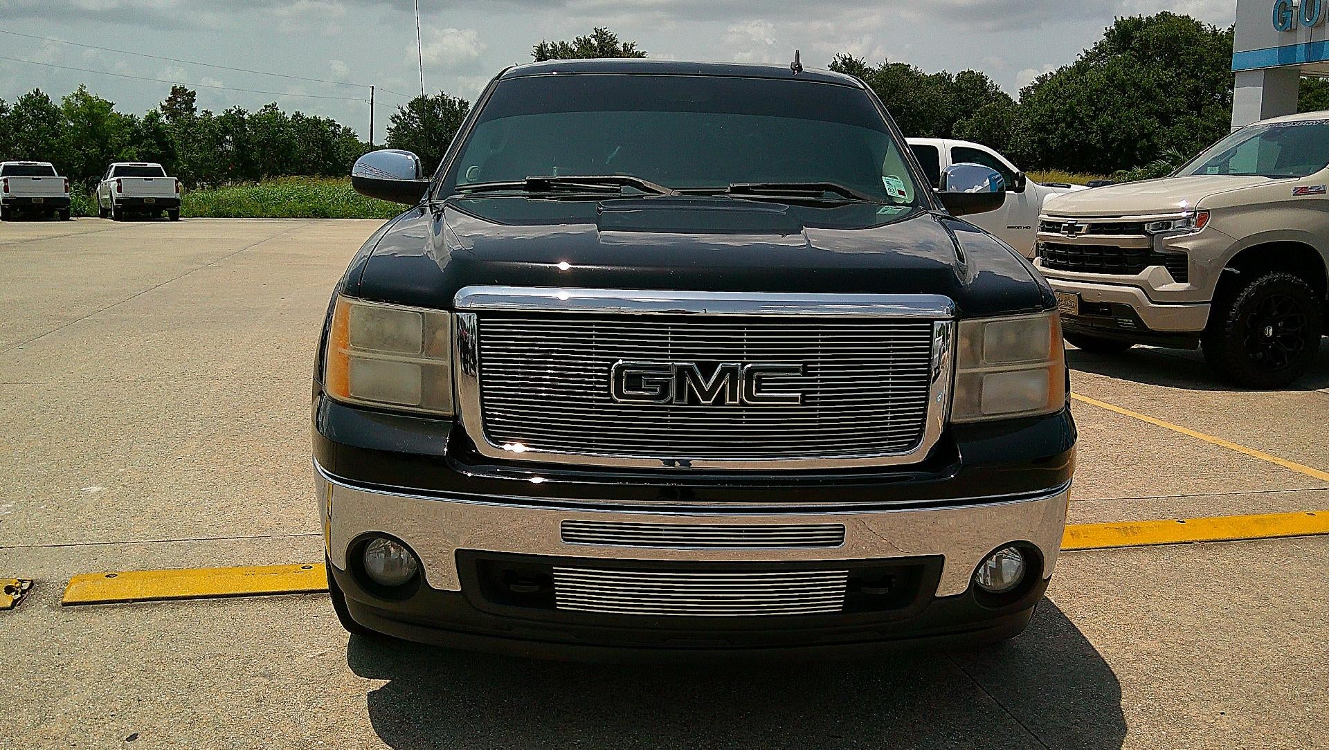 Used 2011 GMC Sierra 1500 SLE with VIN 3GTP1VE07BG136870 for sale in Cut Off, LA