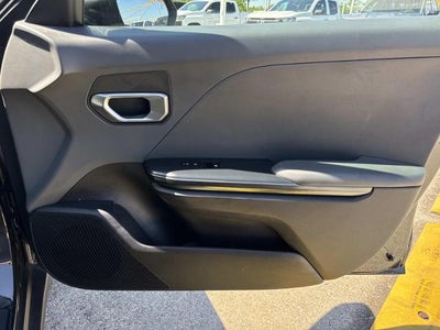 2025 Kia K4 LXS FWD