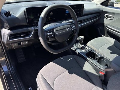 2025 Kia K4 LXS FWD