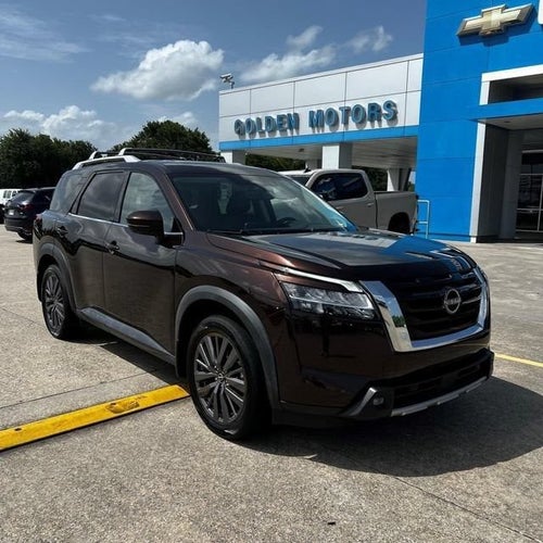 2022 Nissan Pathfinder SL