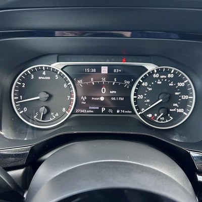 2022 Nissan Pathfinder SL