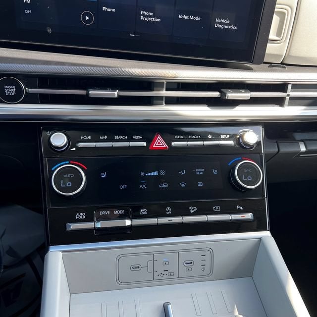 2025 Hyundai Santa Fe SEL