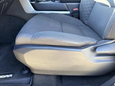 2023 Toyota Tundra 4WD SR5