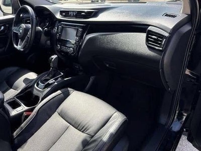 2021 Nissan Rogue Sport SL