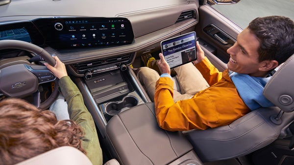 Golden Motors Chevrolet in CUT OFF LA