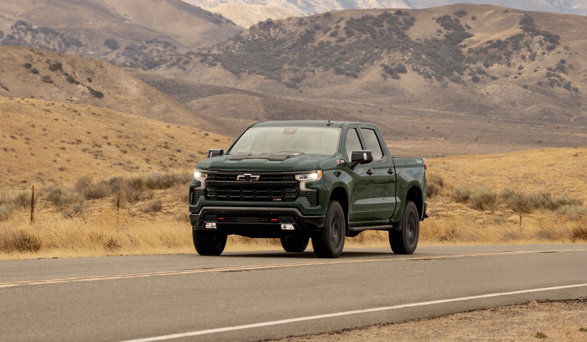 Golden Motors Chevrolet in CUT OFF LA